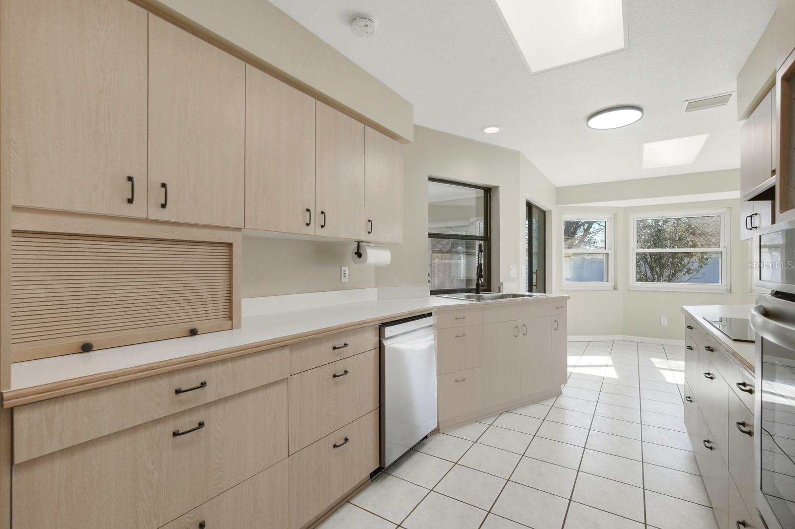 Image 21 of 57 For 34 Beth Lane