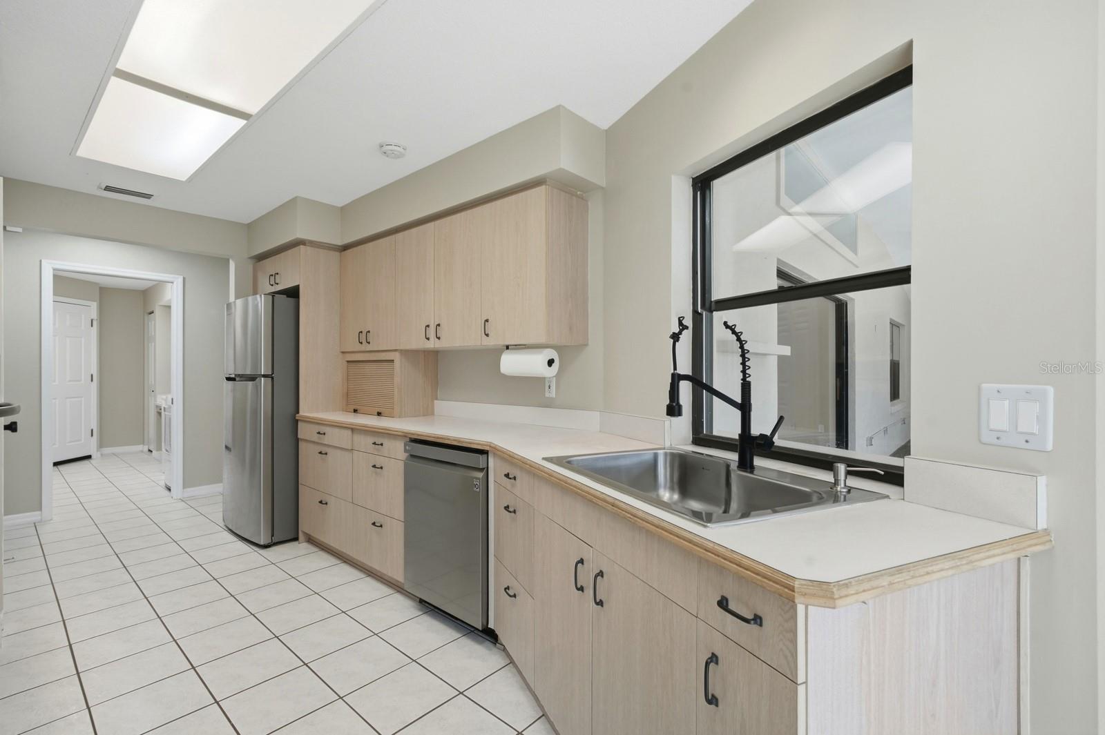 Image 23 of 57 For 34 Beth Lane