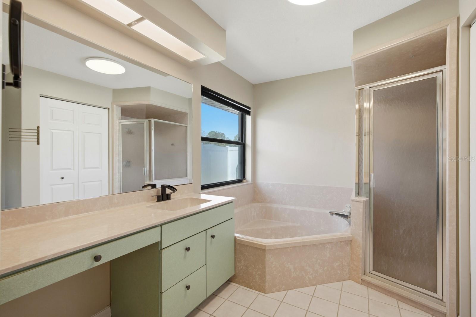 Image 34 of 57 For 34 Beth Lane