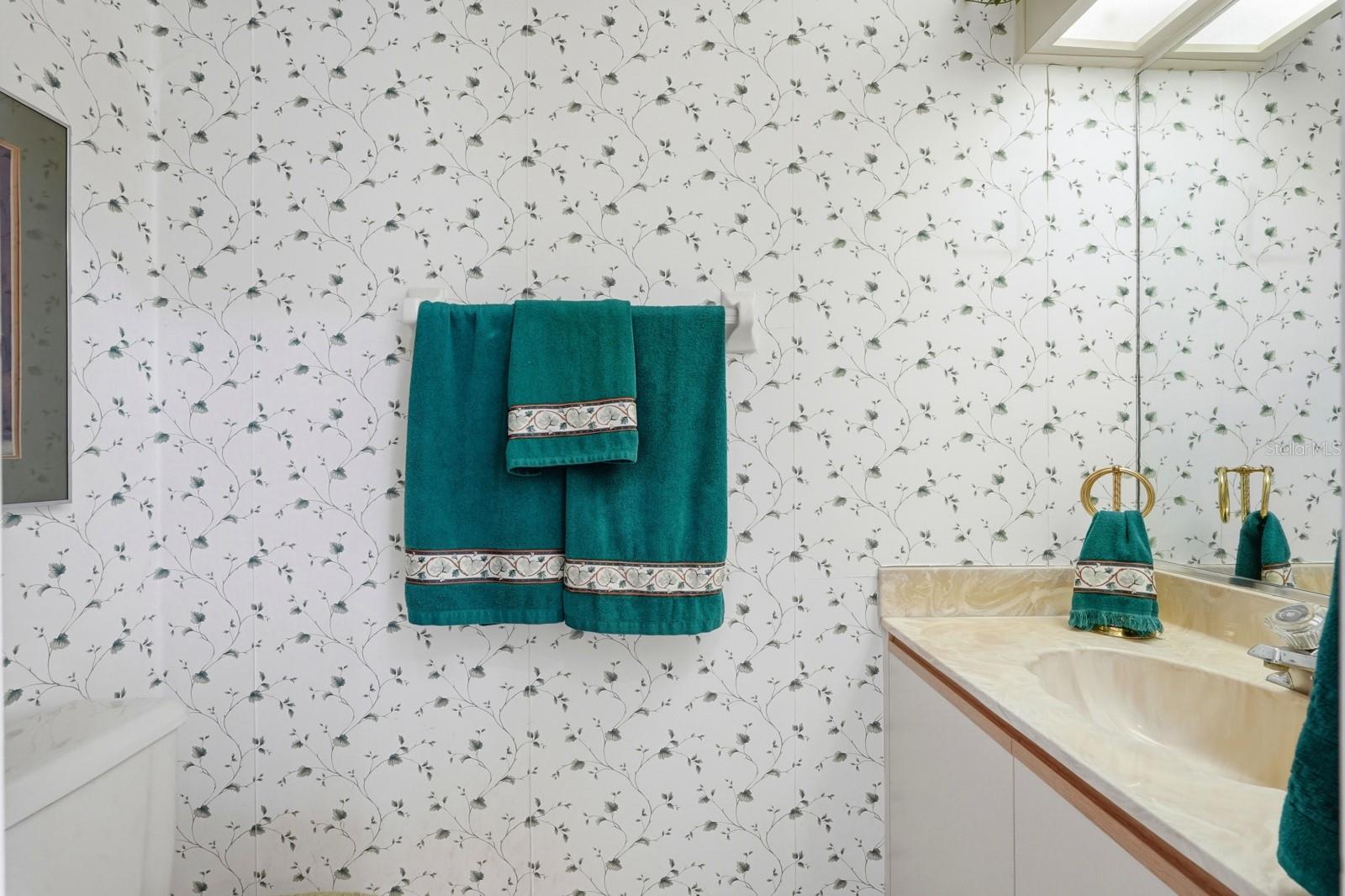 Image 24 of 60 For 38 Treetop Circle