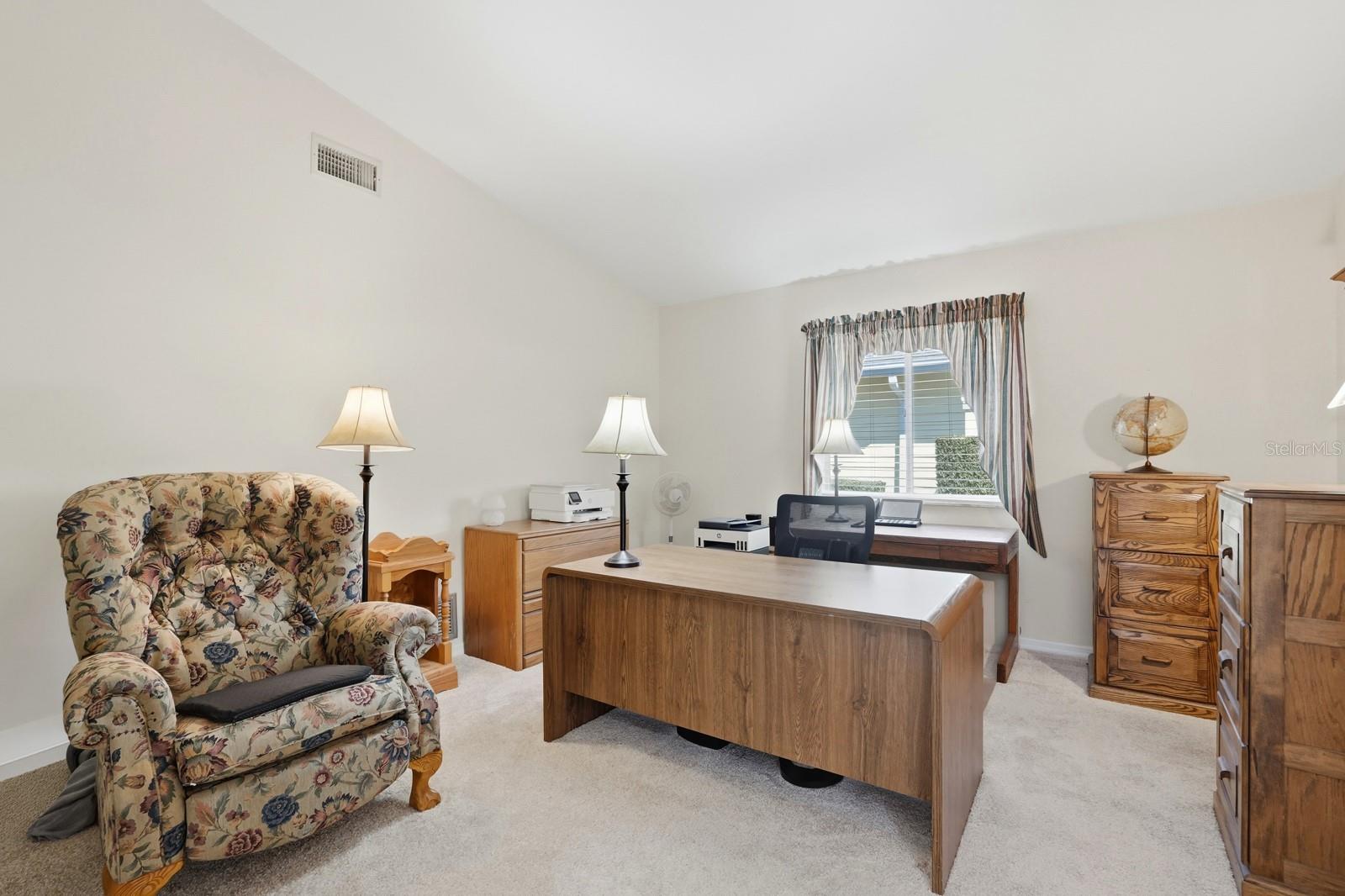 Image 9 of 60 For 38 Treetop Circle