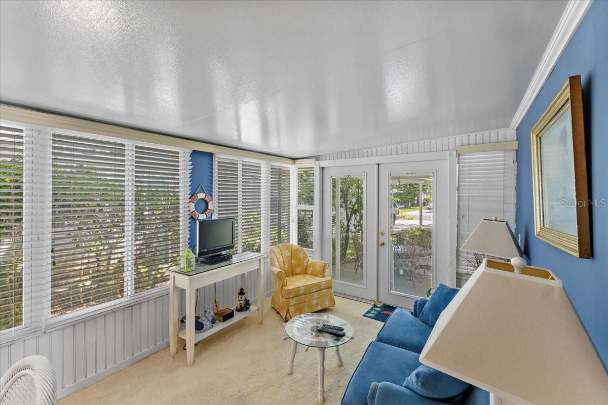 Image 12 of 58 For 633 Starboard Avenue