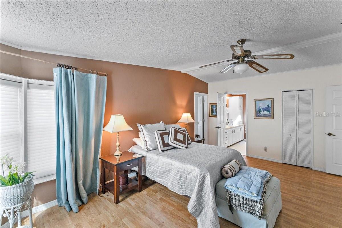 Image 19 of 58 For 633 Starboard Avenue