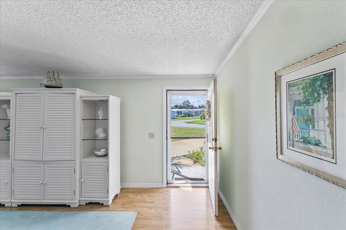 Image 4 of 58 For 633 Starboard Avenue