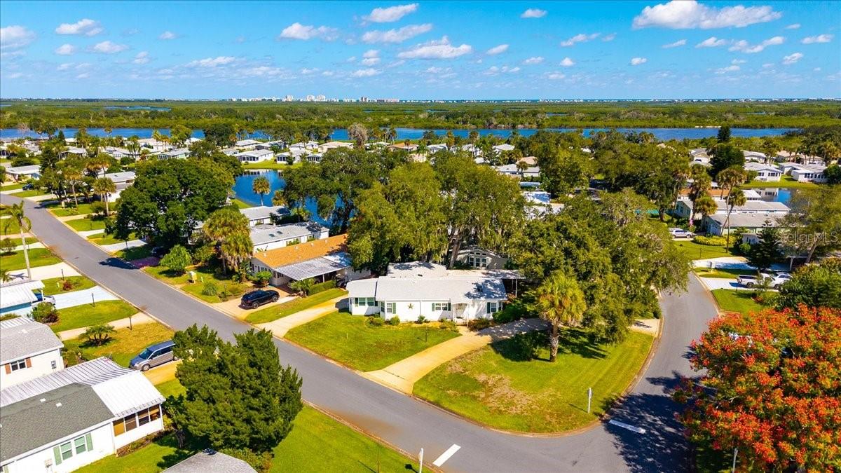 Image 41 of 58 For 633 Starboard Avenue