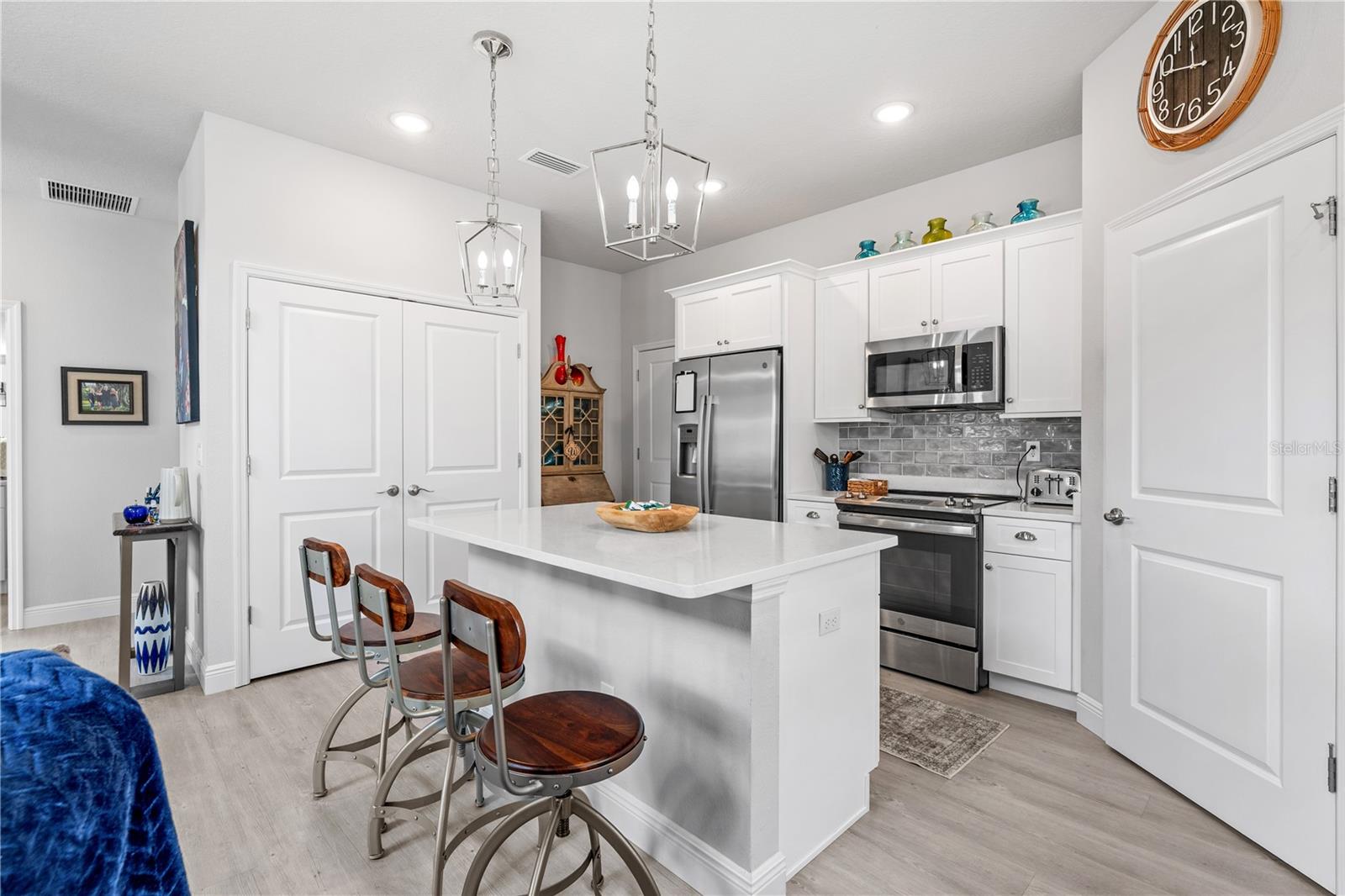 Image 21 of 79 For 3102 Meleto Boulevard