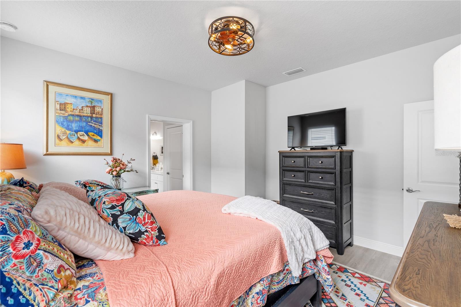 Image 32 of 79 For 3102 Meleto Boulevard