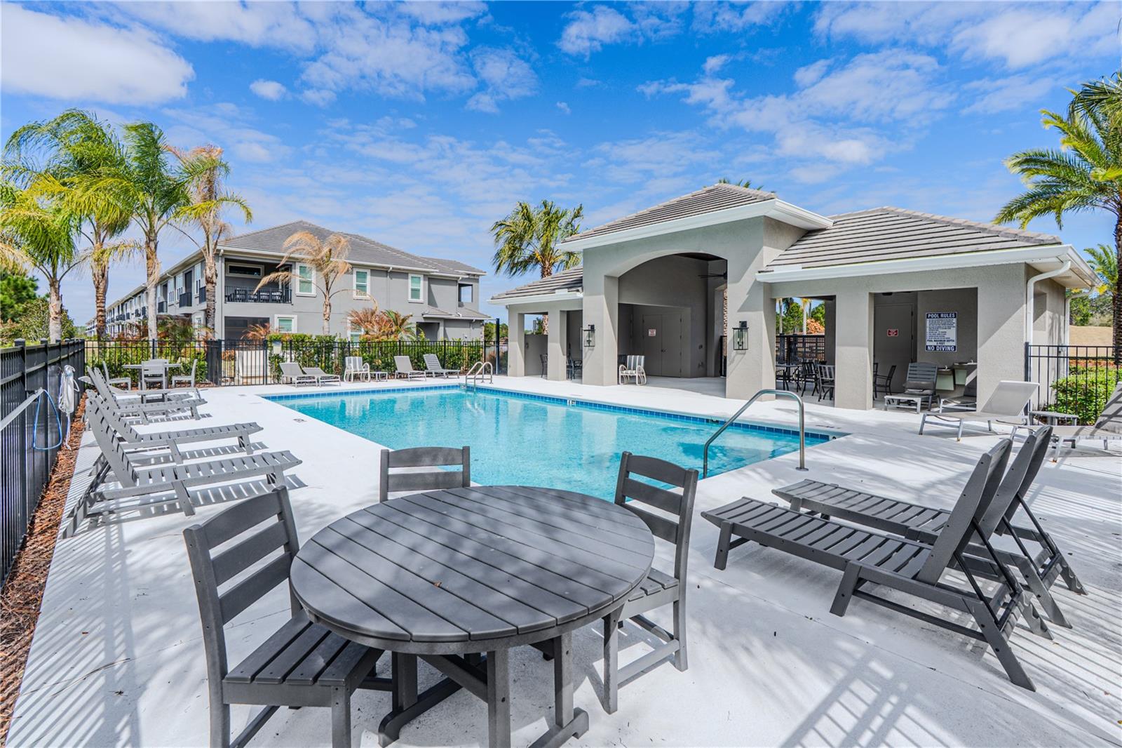 Image 70 of 79 For 3102 Meleto Boulevard