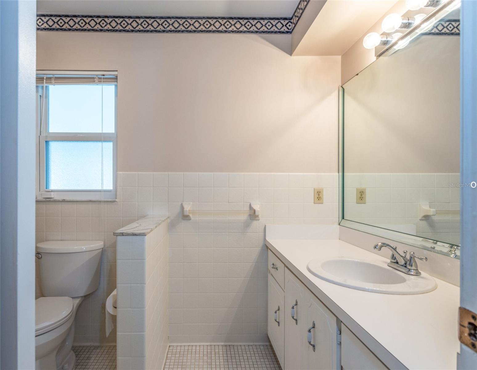 Image 29 of 52 For 21 Claymont Court S