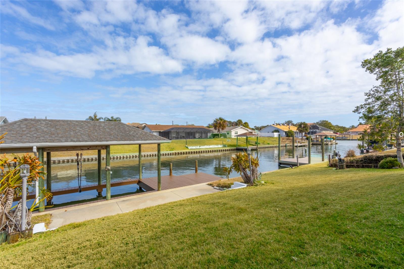 Image 36 of 52 For 21 Claymont Court S