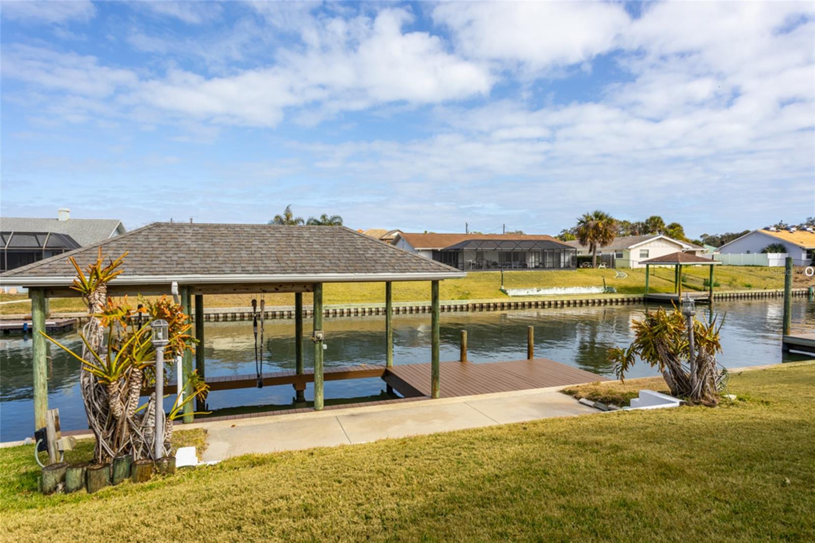 Image 37 of 52 For 21 Claymont Court S