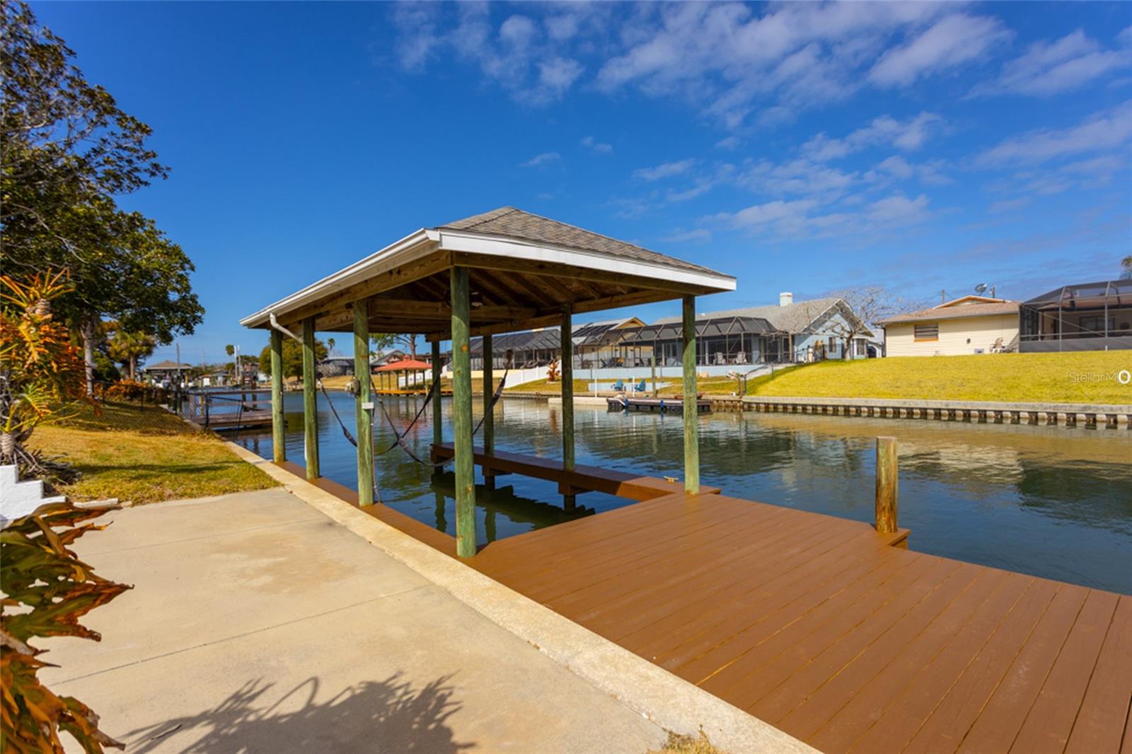 Image 39 of 52 For 21 Claymont Court S