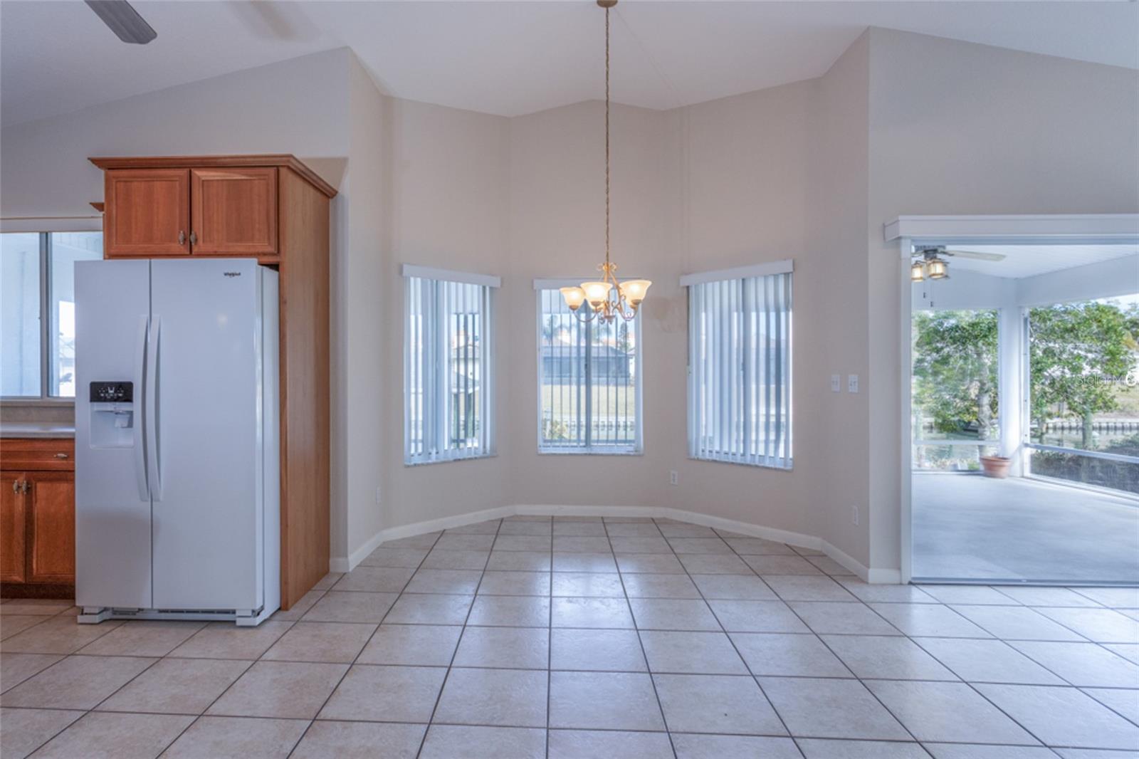 Image 8 of 52 For 21 Claymont Court S