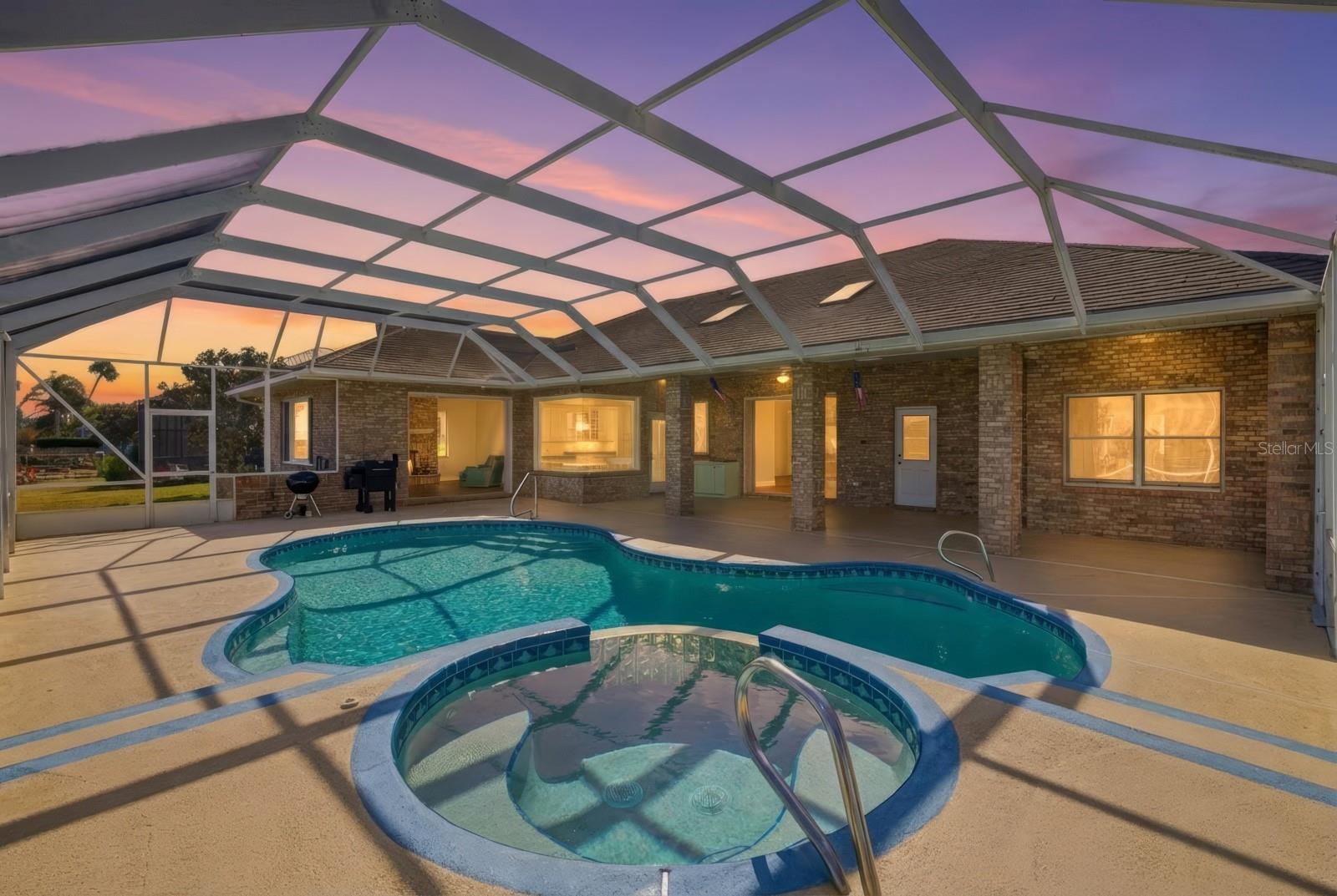 Image 29 of 56 For 407 Palm Drive