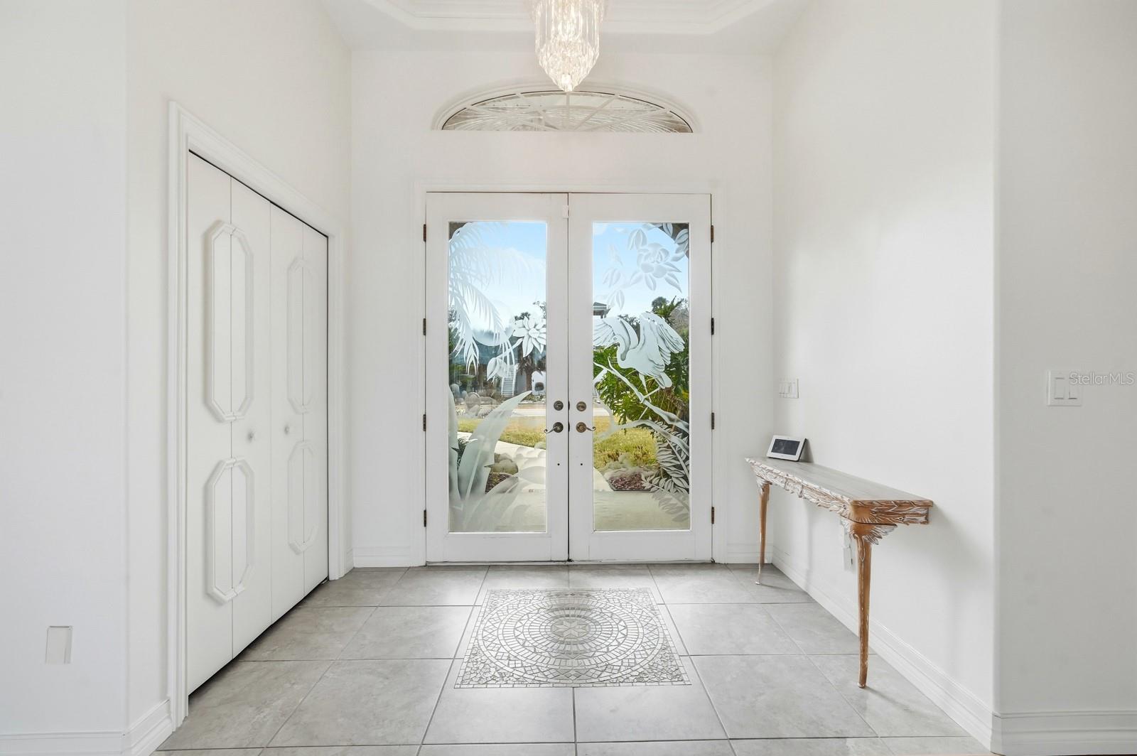 Image 9 of 56 For 407 Palm Drive