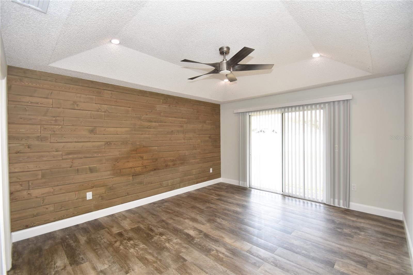 Image 18 of 36 For 77 Pebble Beach Drive