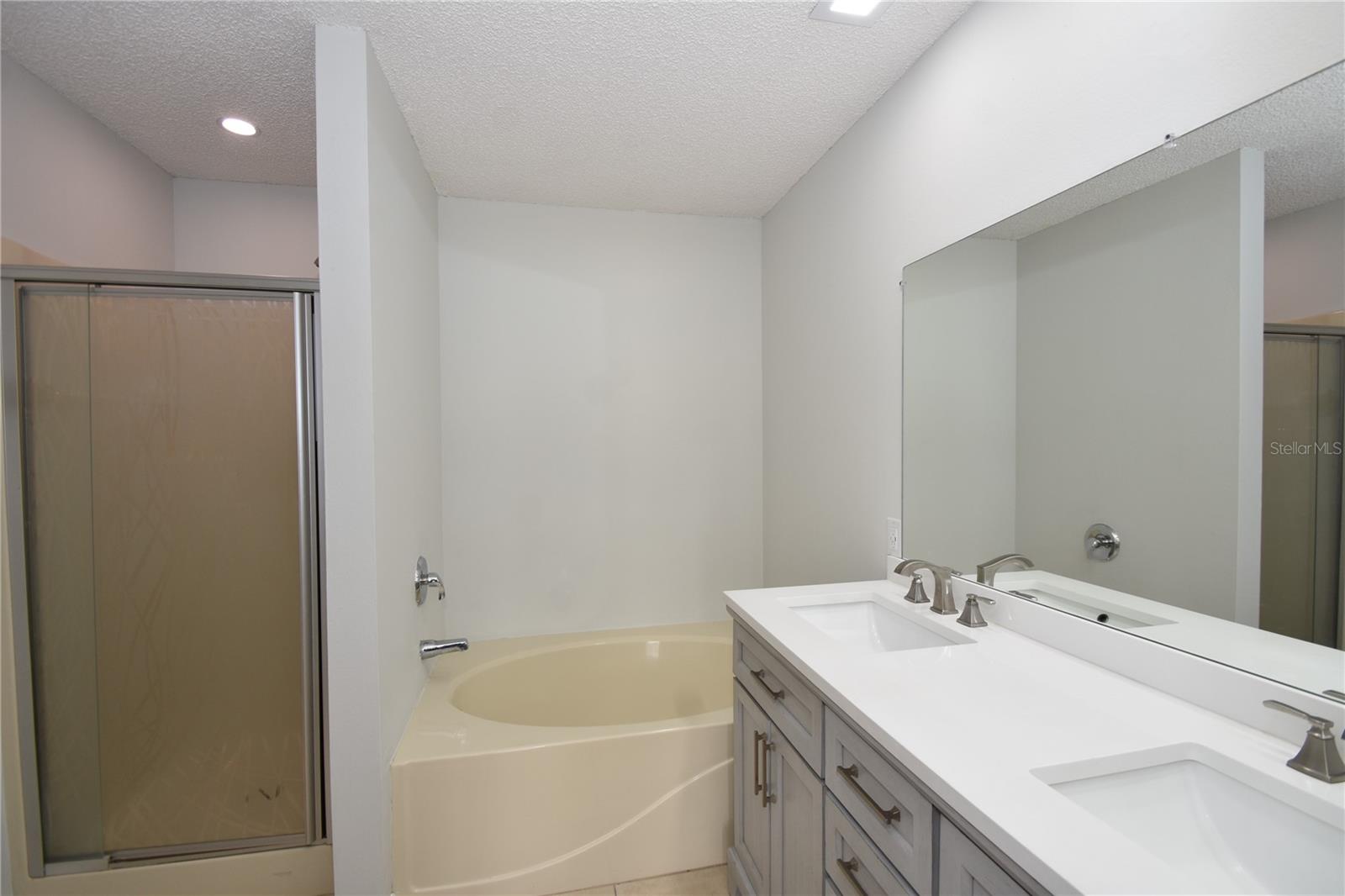 Image 22 of 36 For 77 Pebble Beach Drive