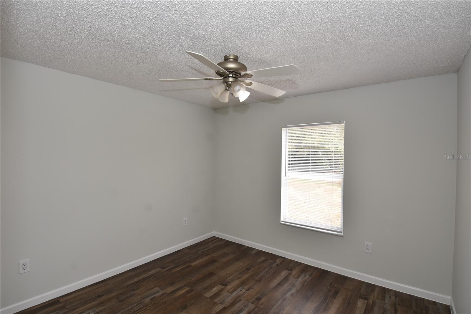 Image 29 of 36 For 77 Pebble Beach Drive