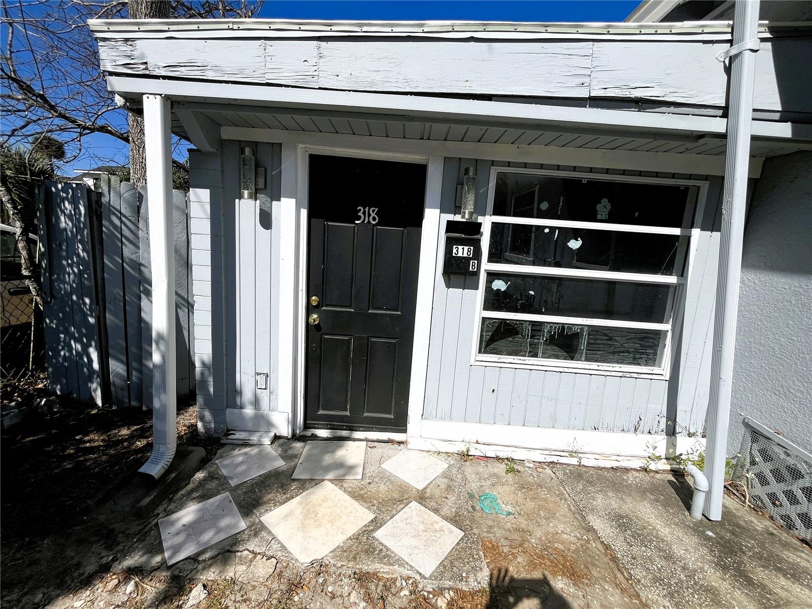 Image 36 of 39 For 318 Hobart Avenue