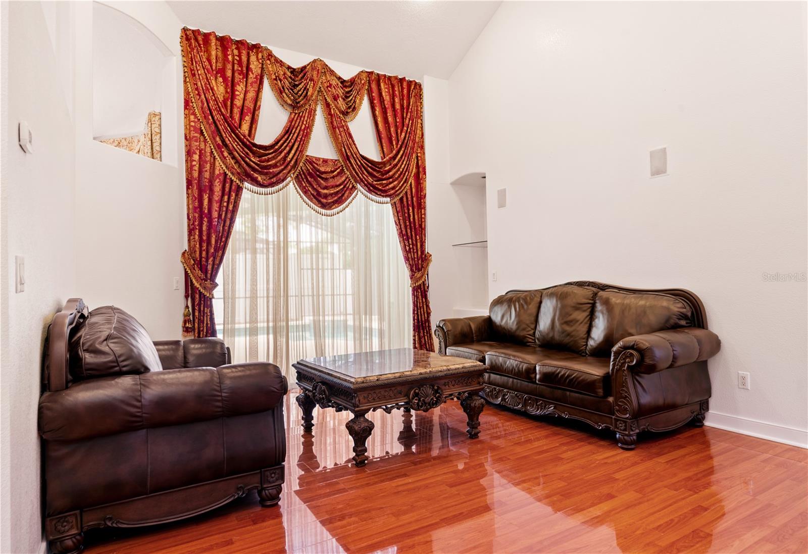 Image 32 of 72 For 8022 Canyon Lake Circle