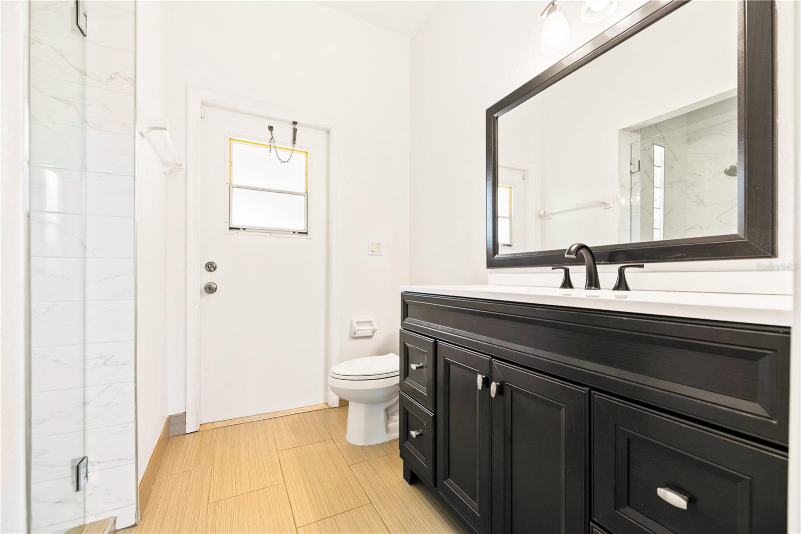 Image 47 of 72 For 8022 Canyon Lake Circle