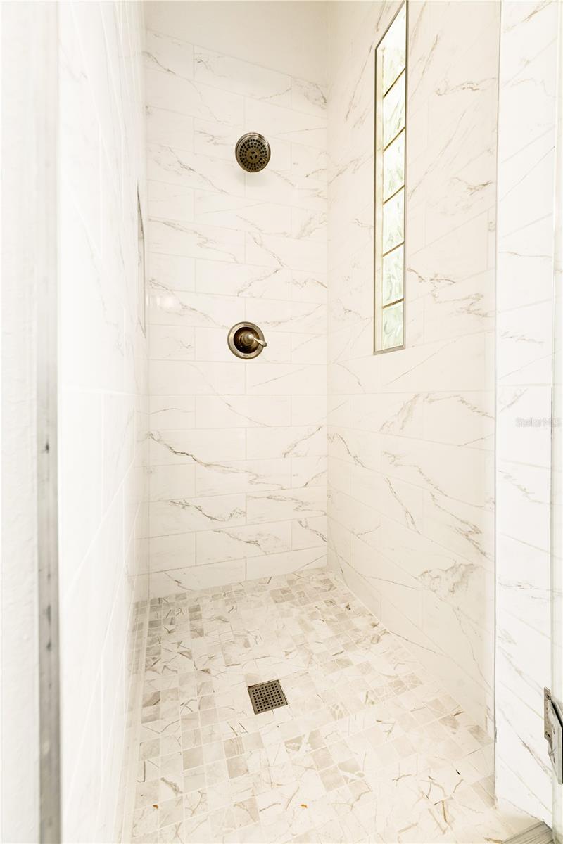 Image 49 of 72 For 8022 Canyon Lake Circle