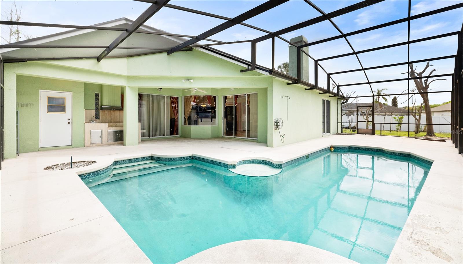 Image 54 of 72 For 8022 Canyon Lake Circle