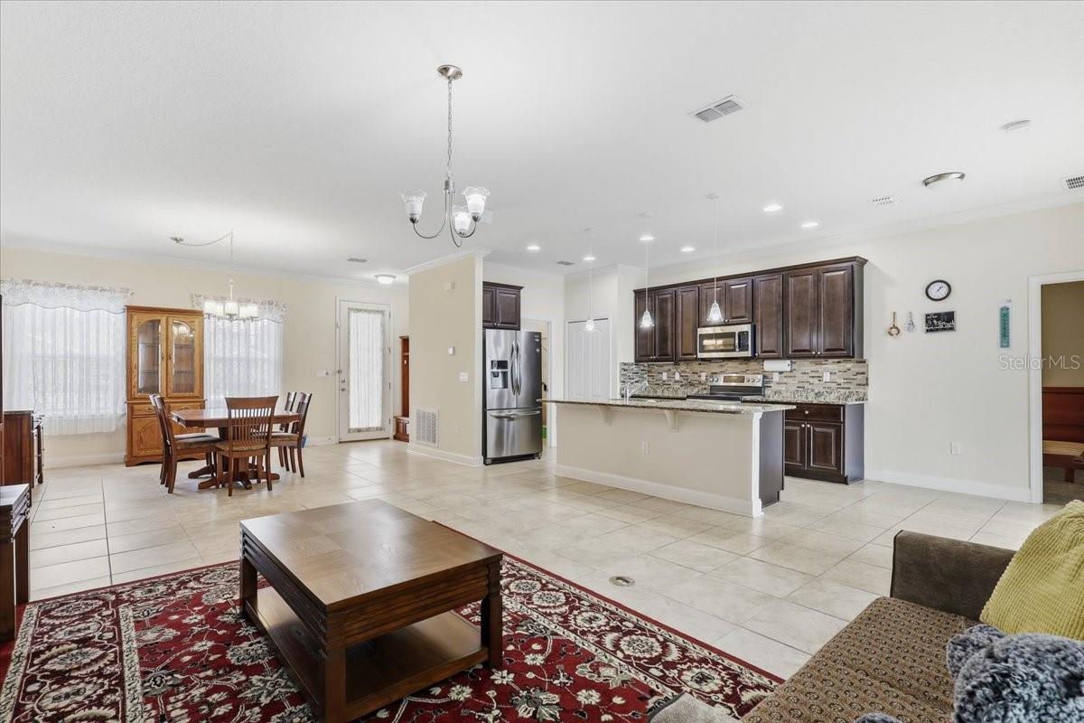 Image 16 of 52 For 21 Lewisdale Lane