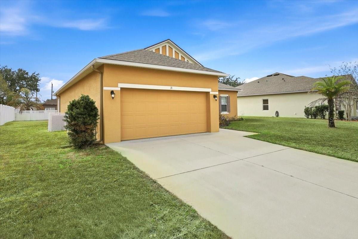 Image 2 of 52 For 21 Lewisdale Lane