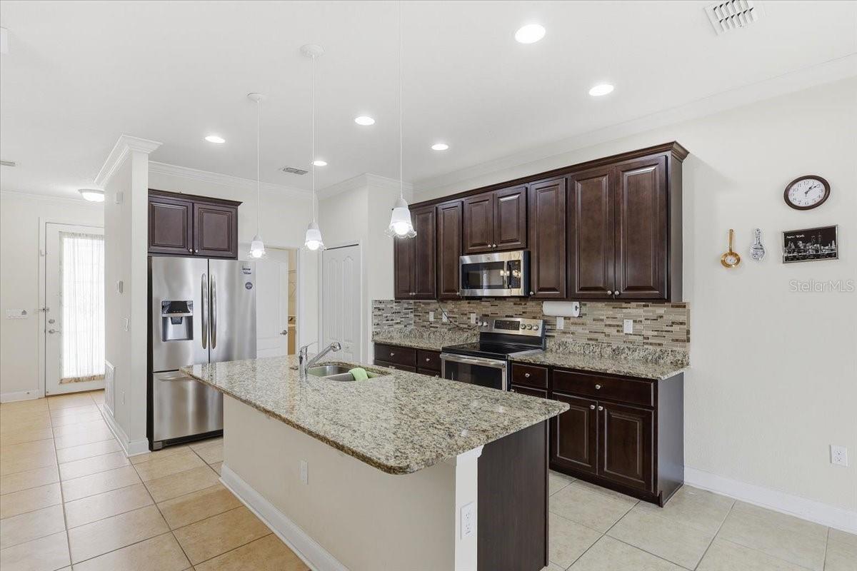 Image 21 of 52 For 21 Lewisdale Lane