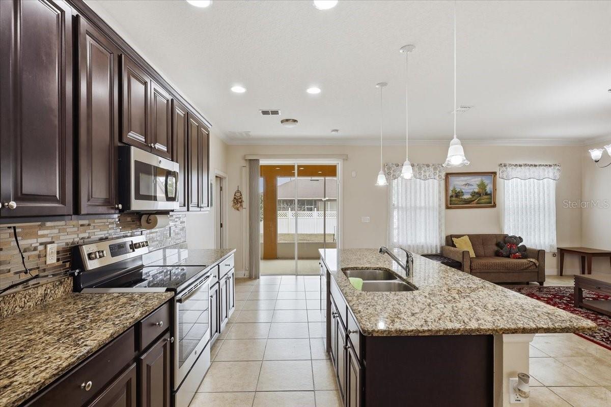 Image 22 of 52 For 21 Lewisdale Lane