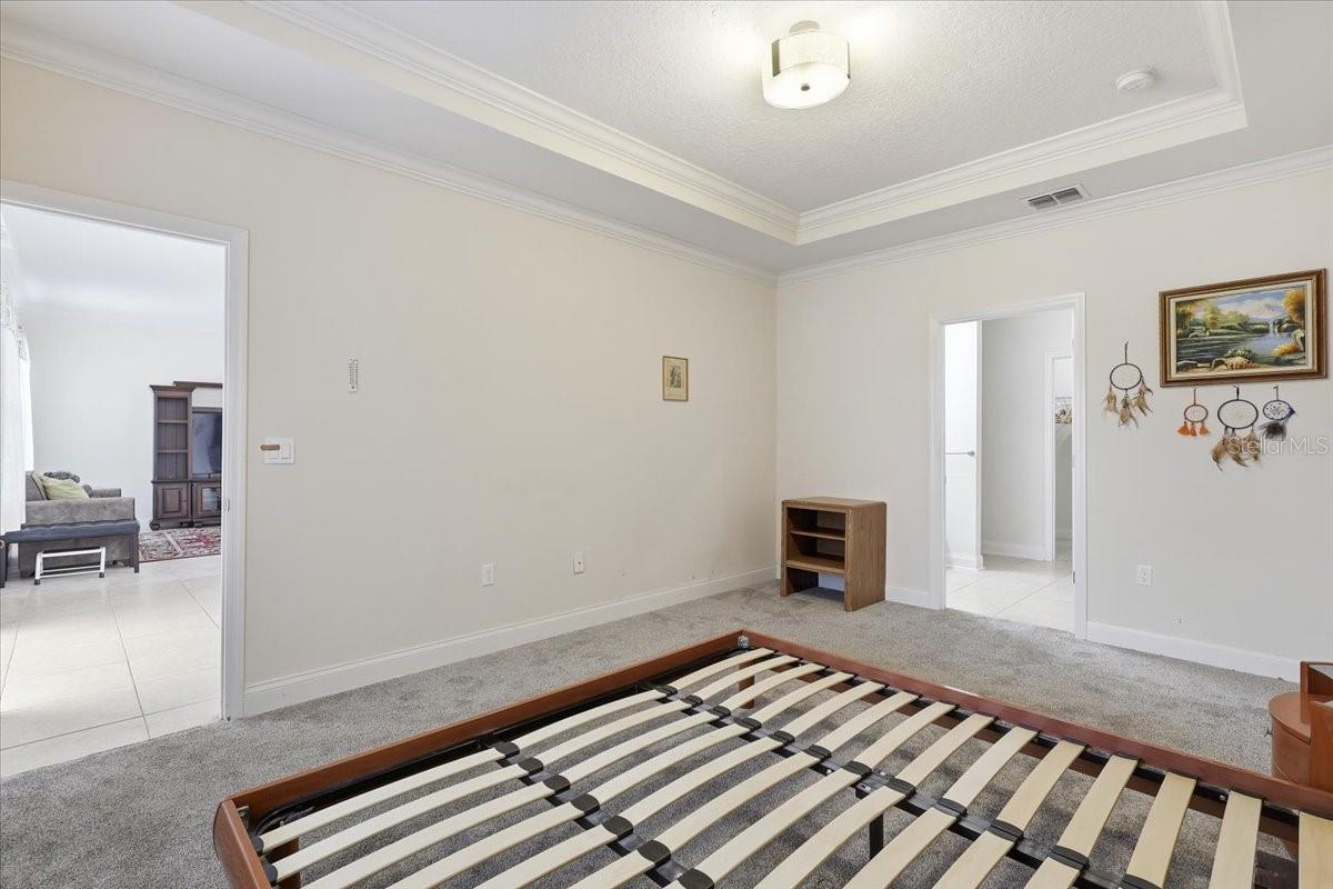 Image 28 of 52 For 21 Lewisdale Lane