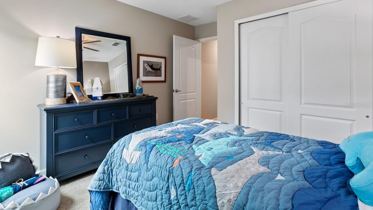 Image 12 of 41 For 29 Green Circle