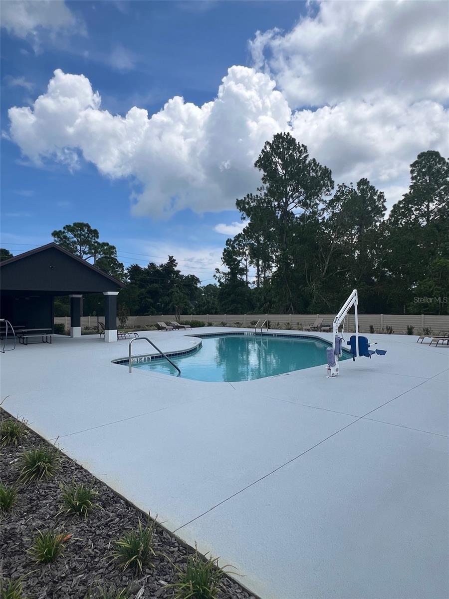 Image 38 of 41 For 29 Green Circle