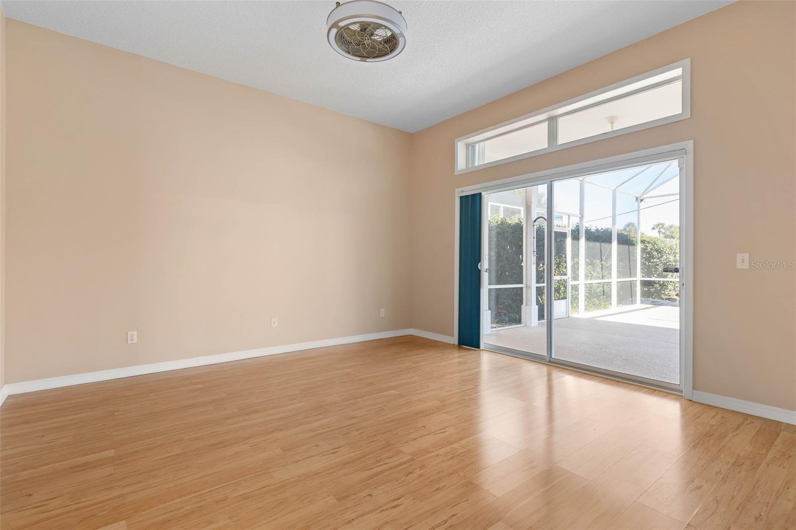 Image 35 of 70 For 204 Sea Woods Drive N