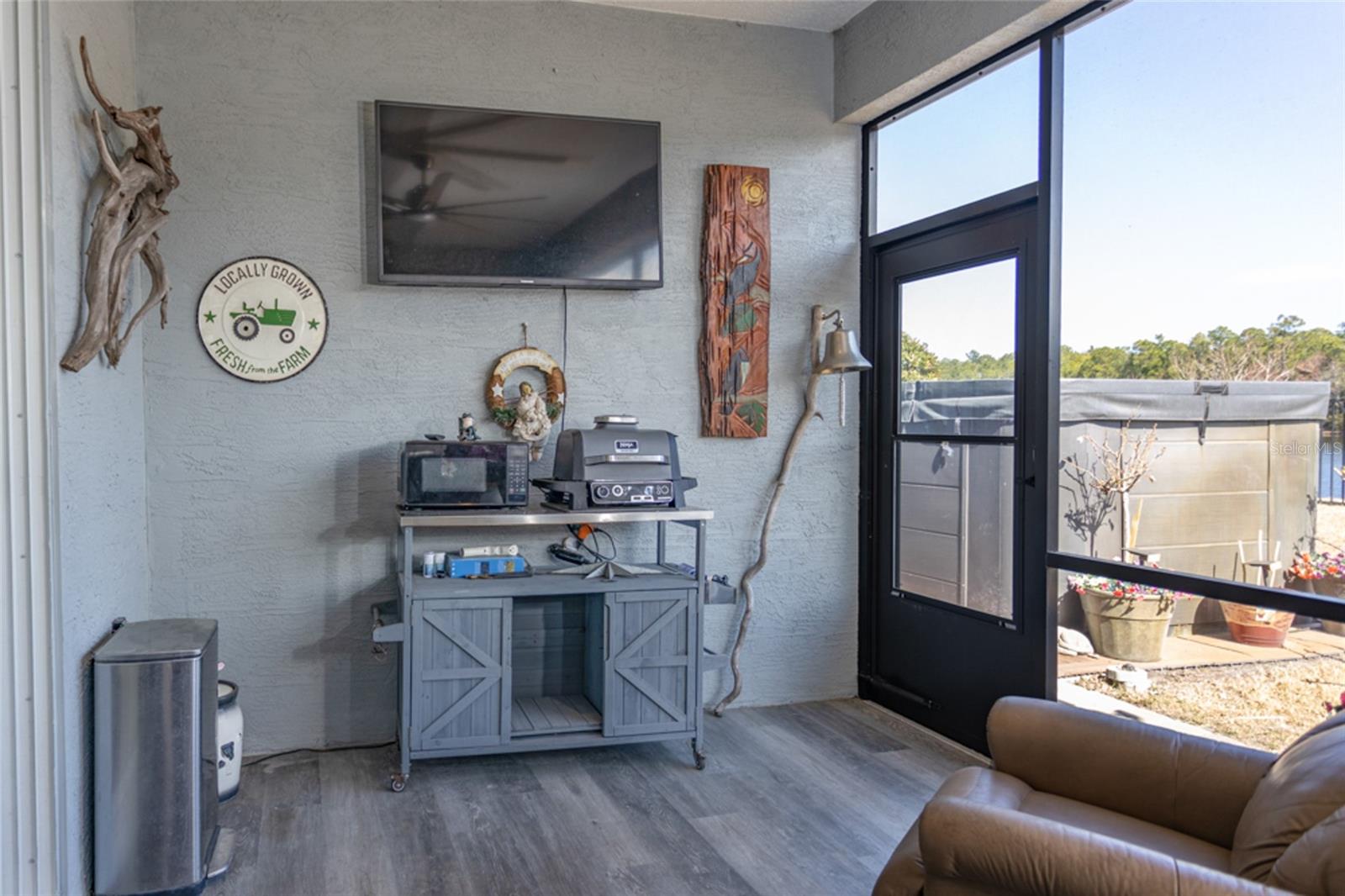 Image 16 of 24 For 43 Lagoon Way