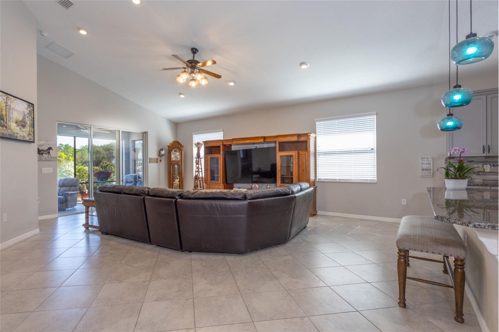 Image 6 of 24 For 43 Lagoon Way