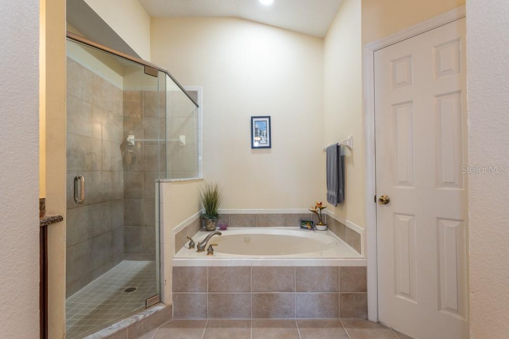 Image 18 of 35 For 4 Eagle Harbor Trail