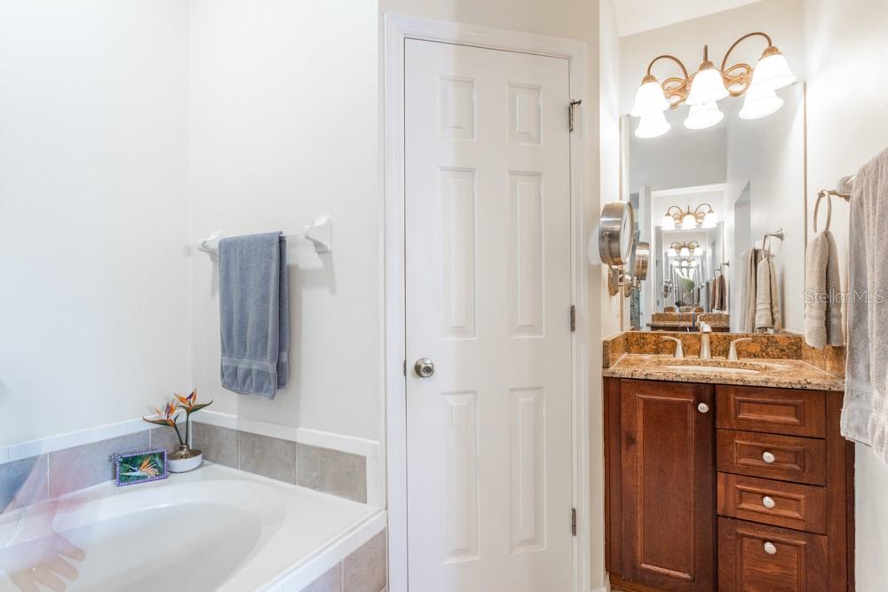 Image 20 of 35 For 4 Eagle Harbor Trail