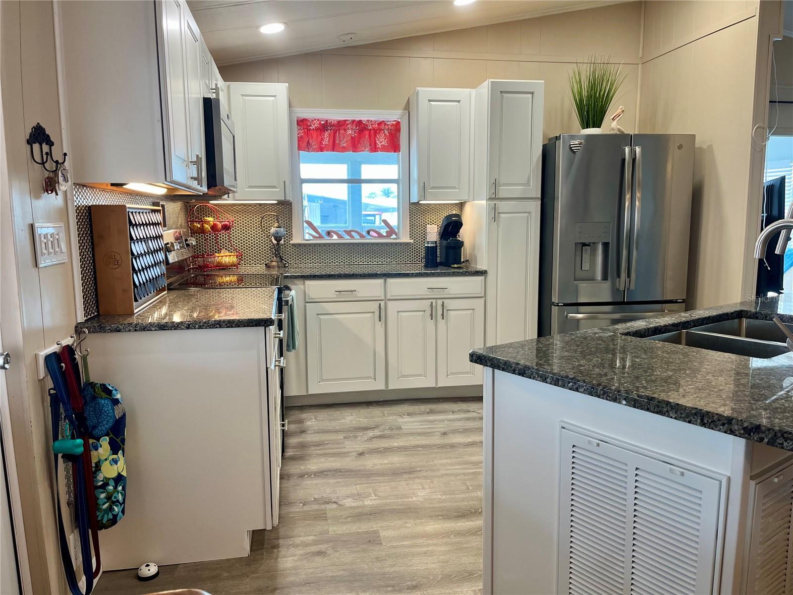 Image 17 of 69 For 212 Monitor Drive A