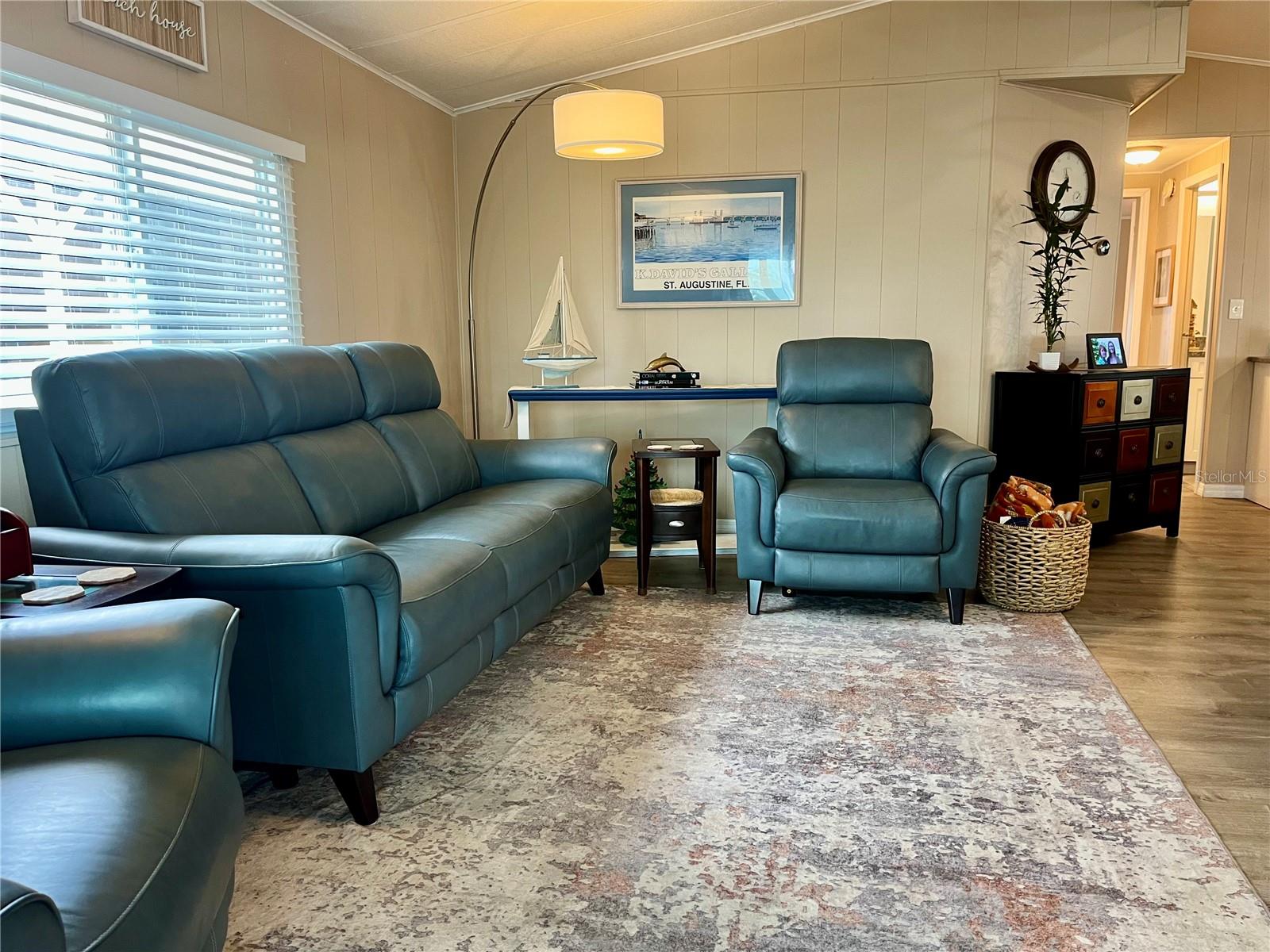 Image 28 of 69 For 212 Monitor Drive A