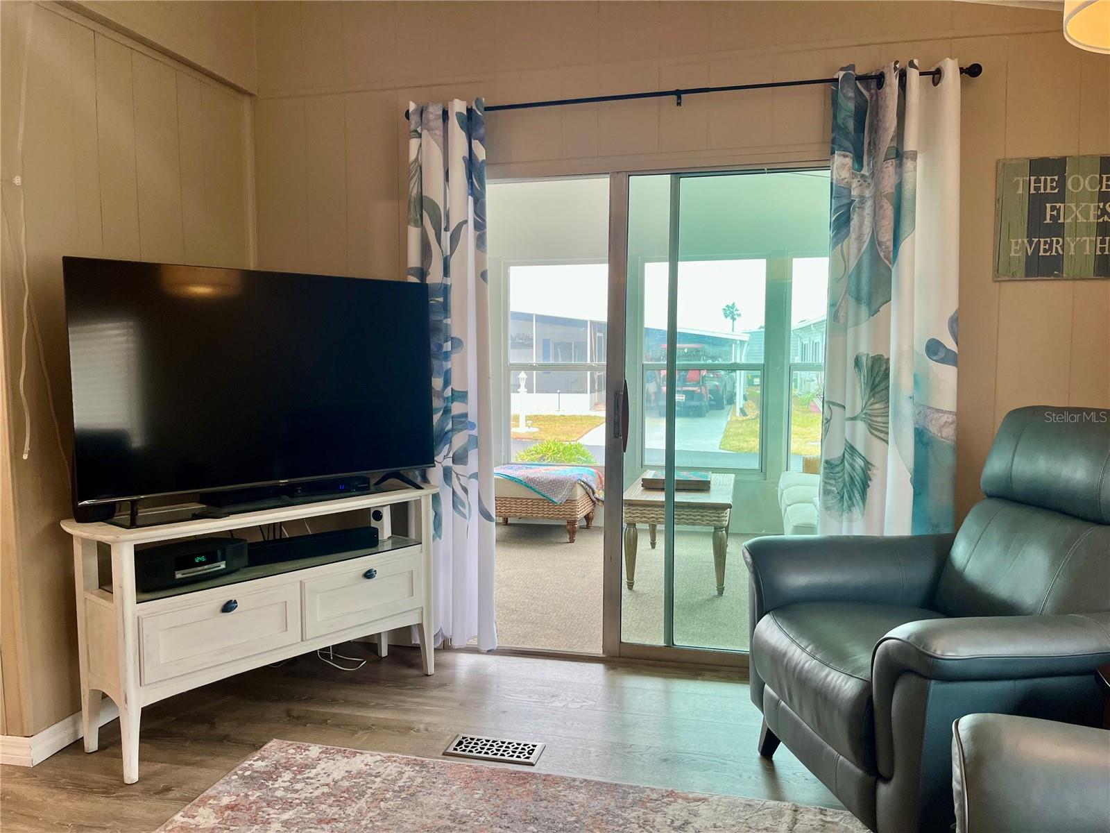 Image 29 of 69 For 212 Monitor Drive A