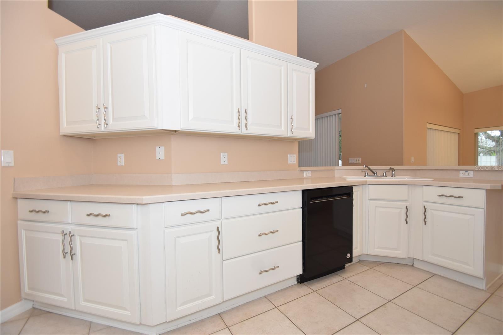 Image 14 of 31 For 11 Ellsworth Drive