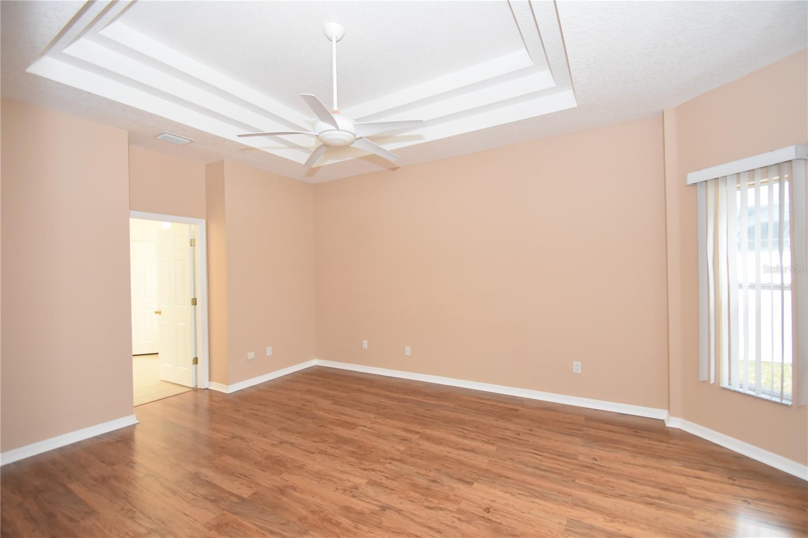 Image 18 of 31 For 11 Ellsworth Drive