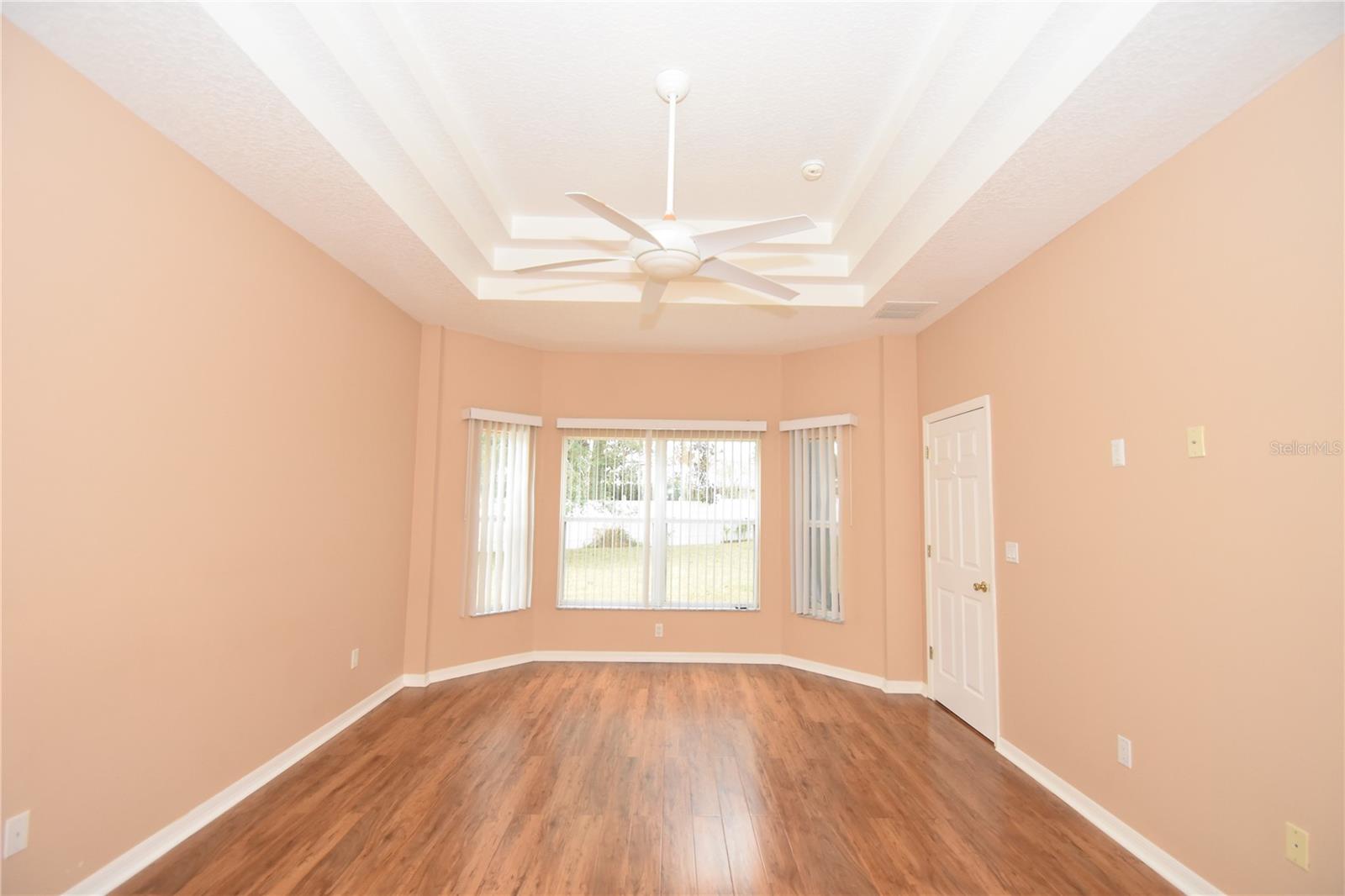 Image 19 of 31 For 11 Ellsworth Drive