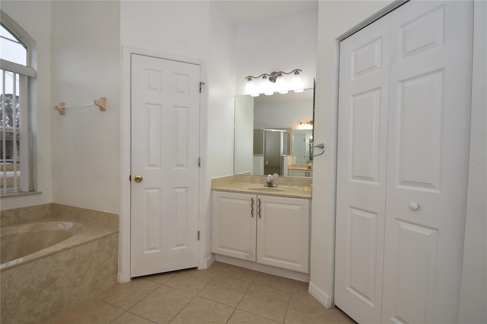 Image 22 of 31 For 11 Ellsworth Drive