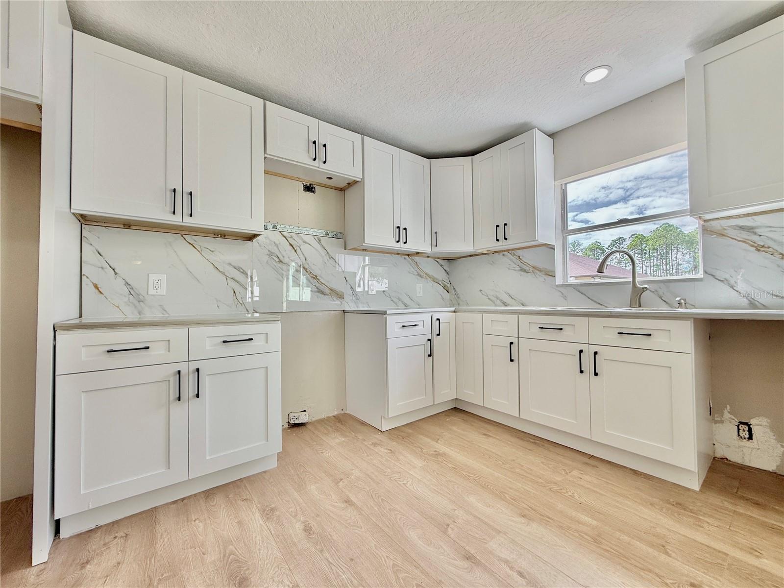 Image 15 of 44 For 34 Lloleeta Path