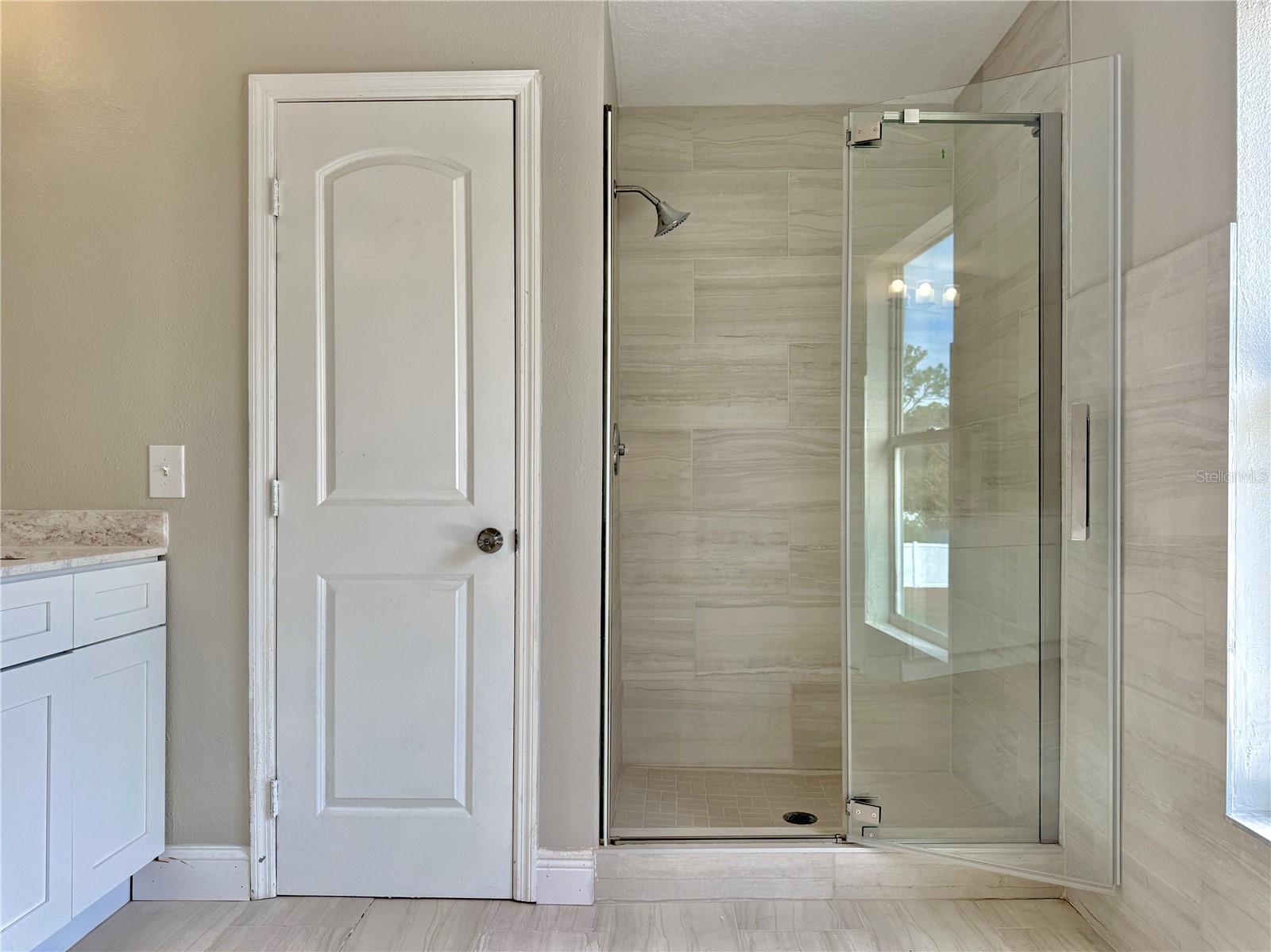 Image 36 of 44 For 34 Lloleeta Path