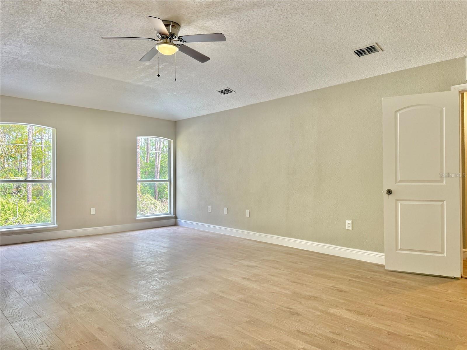 Image 38 of 44 For 34 Lloleeta Path