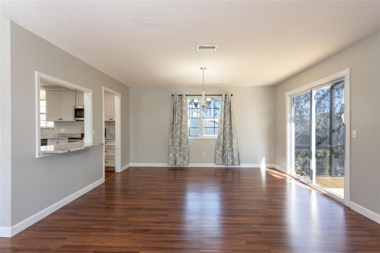 Image 18 of 50 For 1 Ryding Lane